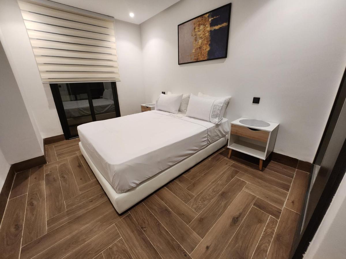 Modern Luxury Retreat: 2-Bedroom Apartment In The Heart Of Marrakech Marrakesh Buitenkant foto