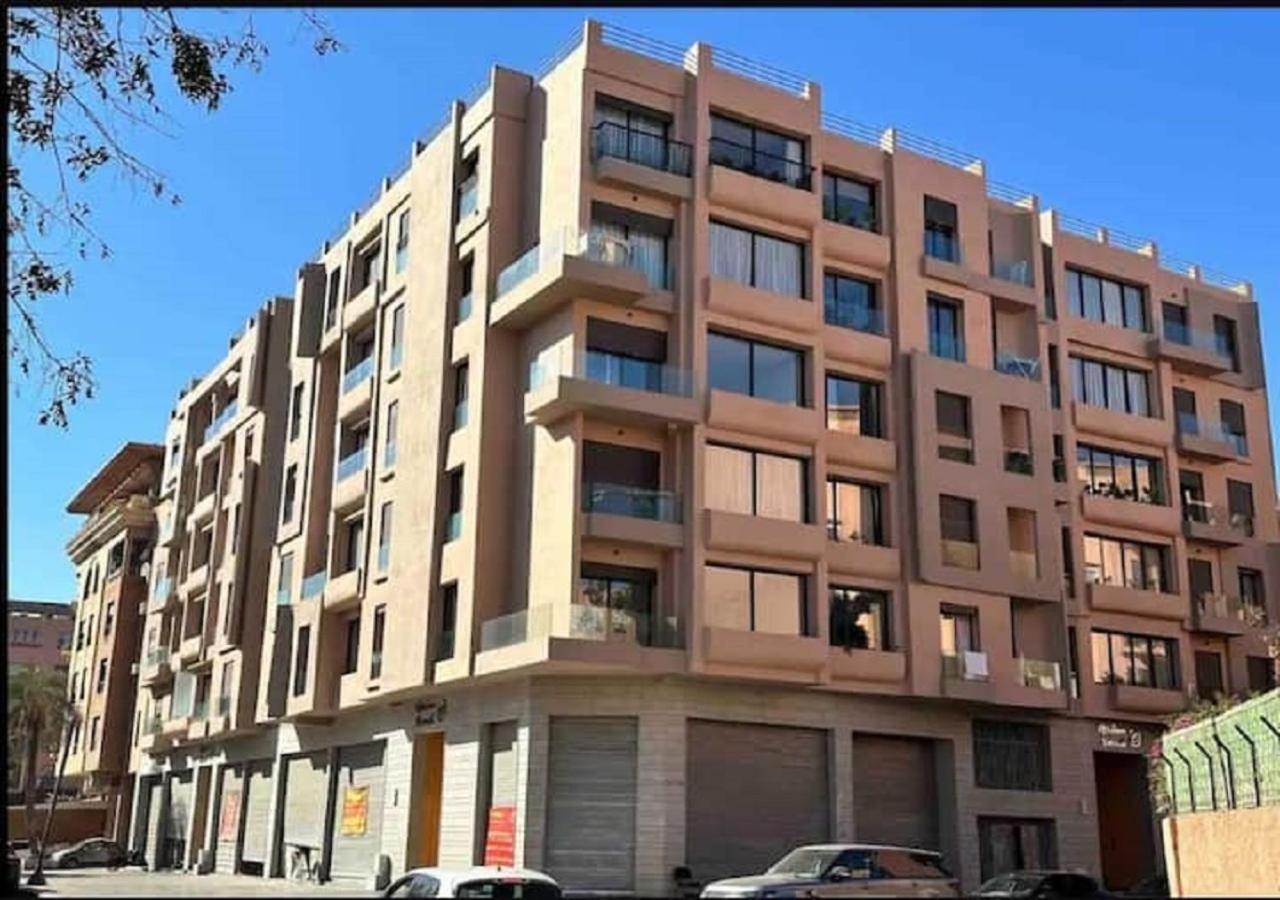 Modern Luxury Retreat: 2-Bedroom Apartment In The Heart Of Marrakech Marrakesh Buitenkant foto